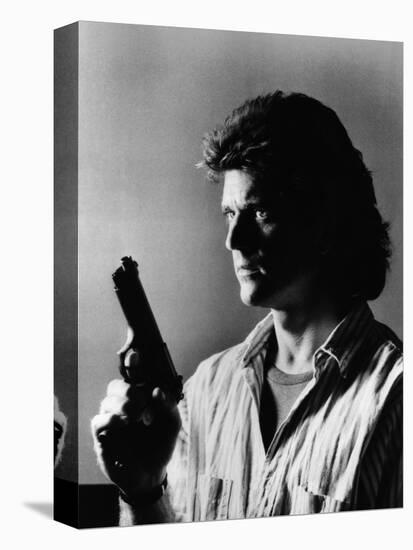 LETHAL WEAPON, 1987 directed by RICHARD DONNER Mel Gibson (b/w photo)-null-Stretched Canvas