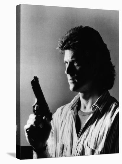 LETHAL WEAPON, 1987 directed by RICHARD DONNER Mel Gibson (b/w photo)-null-Stretched Canvas