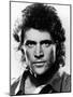 LETHAL WEAPON, 1987 directed by RICHARD DONNER Mel Gibson (b/w photo)-null-Mounted Photo