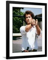 LETHAL WEAPON, 1987 directed by RICHARD DONNER Mel Gibson (photo)-null-Framed Photo