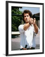 LETHAL WEAPON, 1987 directed by RICHARD DONNER Mel Gibson (photo)-null-Framed Photo