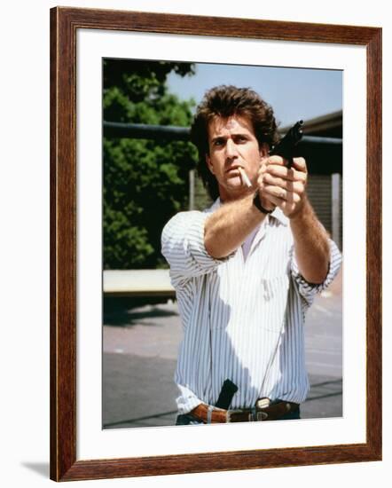 LETHAL WEAPON, 1987 directed by RICHARD DONNER Mel Gibson (photo)-null-Framed Photo