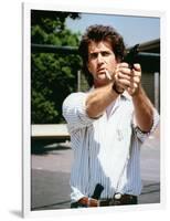 LETHAL WEAPON, 1987 directed by RICHARD DONNER Mel Gibson (photo)-null-Framed Photo