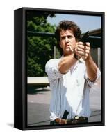 LETHAL WEAPON, 1987 directed by RICHARD DONNER Mel Gibson (photo)-null-Framed Stretched Canvas