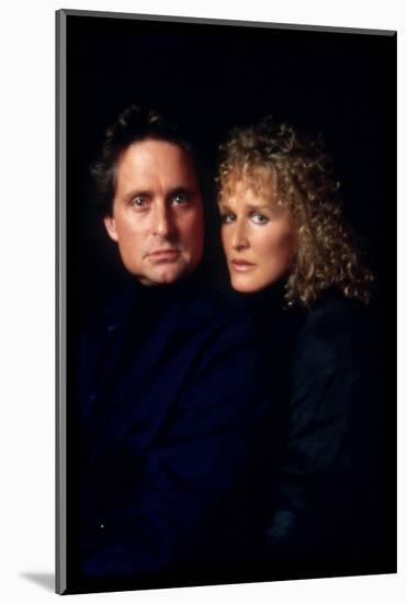 Liaison fatale Fatal attraction by Adrian Lyne with Michael Douglas and Glenn Close, 1987 (photo)-null-Mounted Photo