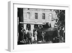 Liberation of Paris, August 1944-null-Framed Giclee Print