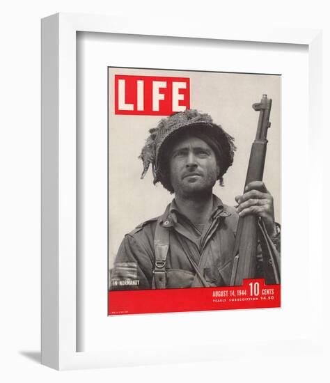 LIFE GI in Normandy 1944-null-Framed Art Print