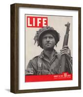 LIFE GI in Normandy 1944-null-Framed Art Print