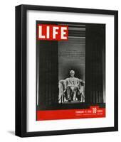 LIFE Lincoln Memorial 1946-null-Framed Art Print