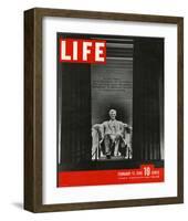 LIFE Lincoln Memorial 1946-null-Framed Art Print