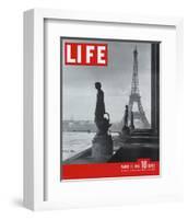 LIFE Paris Eiffel Tower 1946-null-Framed Art Print