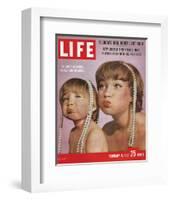 LIFE Shirley MacLaine & Daughter-null-Framed Art Print