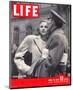 LIFE Soldier's Farewell 1943-null-Mounted Art Print