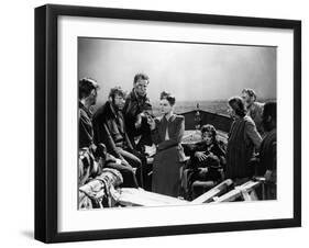 Lifeboat by Alfred Hitchcock with Walter Slezak, Hume Cronyn, Tallulah Bankhead, Heather angel and -null-Framed Photo