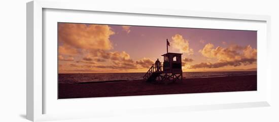 Lifeguard Hut on the Beach, 22nd St. Lifeguard Station, Redondo Beach, California, USA-null-Framed Photographic Print