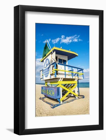 Lifeguard Tower, Miami Beach, Florida-vent du sud-Framed Photographic Print