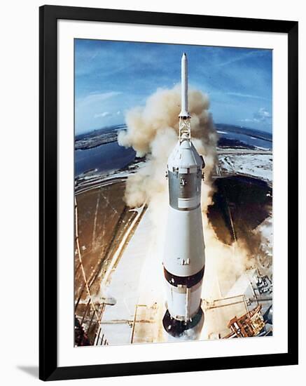 Lift Off of Apollo 11 Mission, with Neil Armstrong, Michael Collins, Edwin Buzz Aldrin, July 1969-null-Framed Photo