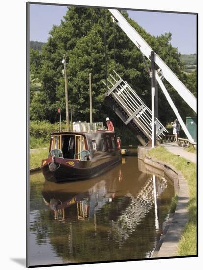 Liftbridge and Towpath, Tal Y Bont, Monmouth and Brecon Canal, Powys, Mid-Wales, Wales-David Hughes-Mounted Photographic Print