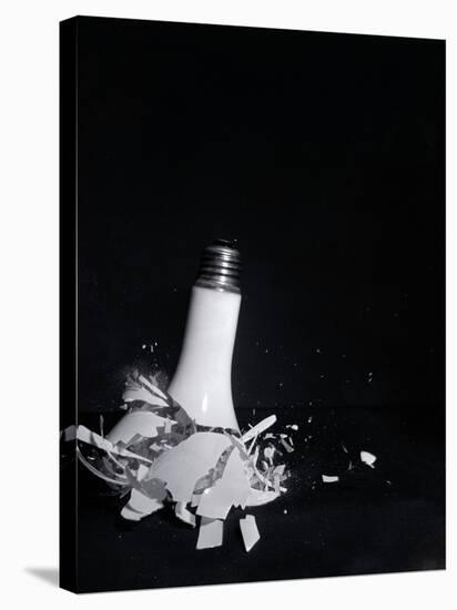 Light Bulb Shattering-null-Stretched Canvas