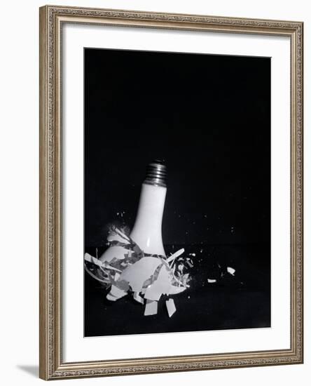 Light Bulb Shattering-null-Framed Photographic Print