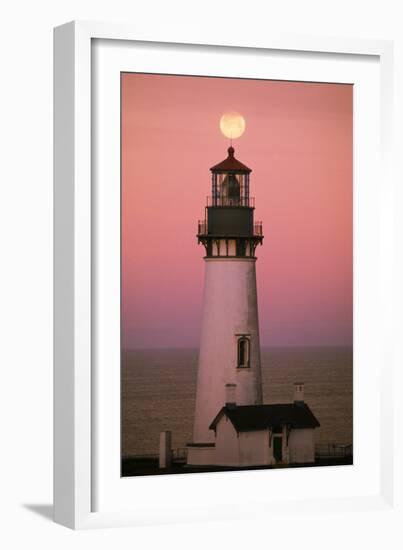 Lighthouse-null-Framed Photographic Print