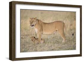 Lil Protection-Susann Parker-Framed Photographic Print