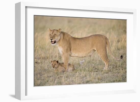 Lil Protection-Susann Parker-Framed Photographic Print