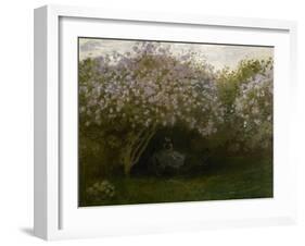 Lilas gris, dit le repos sous les lilas-Claude Monet-Framed Giclee Print