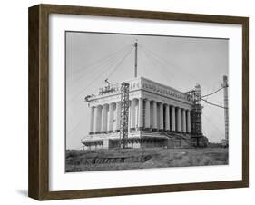 Lincoln Memorial Under Construction in 1915-null-Framed Photo