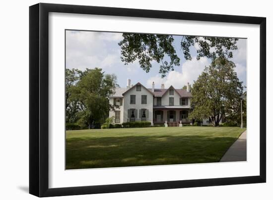 Lincoln's cottage at Soldiers' Home, Washington, D.C.-null-Framed Photographic Print