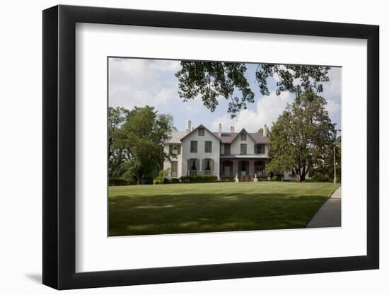 Lincoln's cottage at Soldiers' Home, Washington, D.C.-null-Framed Photographic Print