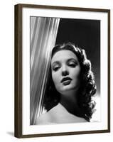 Linda Darnell, 1940-Frank Powolny-Framed Photo