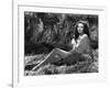 Linda Darnell dans les annees 40 in the 40's (b/w photo)-null-Framed Photo