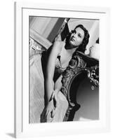 Linda Darnell dans les annees 40 in the 40's (b/w photo)-null-Framed Photo