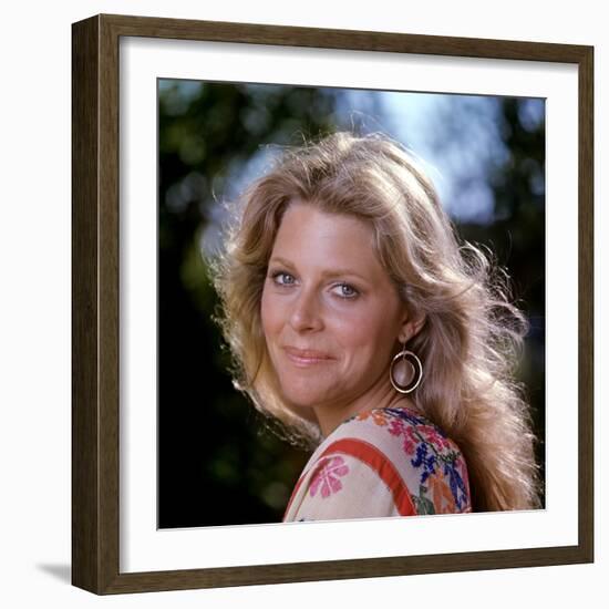 Lindsay Wagner-null-Framed Photo