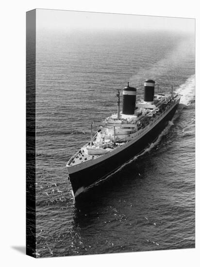 Liner United States Steaming across the Atlantic-Peter Stackpole-Stretched Canvas