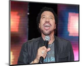 Lionel Richie-null-Mounted Photo