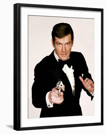 Live and Let Die, Roger Moore, 1973-null-Framed Premium Photographic Print