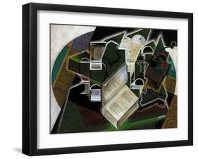 Livre, Pipe Et Verres, 1915-Juan Gris-Framed Giclee Print