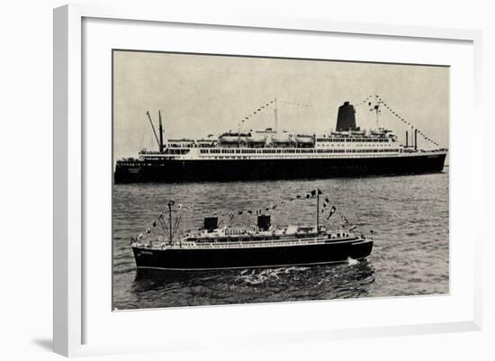 Lloyd Bremen, Modellschiff, Dampfschiff Bremen-null-Framed Giclee Print