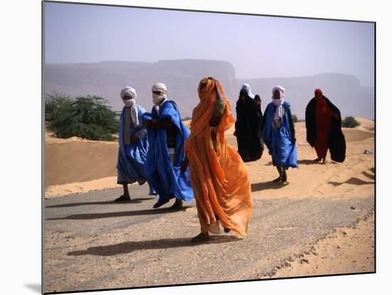 Local People Travel the Road Between Nouadhibou and Mouackchott, Mauritania-Jane Sweeney-Mounted Photographic Print