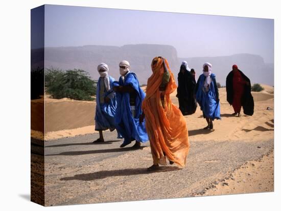 Local People Travel the Road Between Nouadhibou and Mouackchott, Mauritania-Jane Sweeney-Stretched Canvas