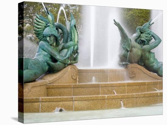 Logan Square Fountain, Parkway Museum District, Philadelphia, Pennsylvania-Richard Cummins-Stretched Canvas