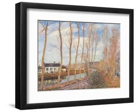 Loings Canal-Alfred Sisley-Framed Art Print