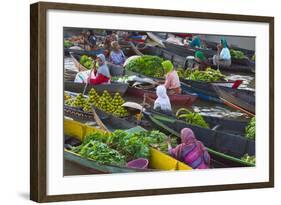 Lok Baintan Floating Market, Banjarmasin, Kalimantan, Indonesia-Keren Su-Framed Photographic Print