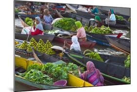 Lok Baintan Floating Market, Banjarmasin, Kalimantan, Indonesia-Keren Su-Mounted Photographic Print