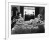 LOLITA, 1962 directed by STANLEY KUBRICK James Mason / Sue Lyon (b/w photo)-null-Framed Photo