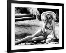 Lolita, Sue Lyon, 1962-null-Framed Photo