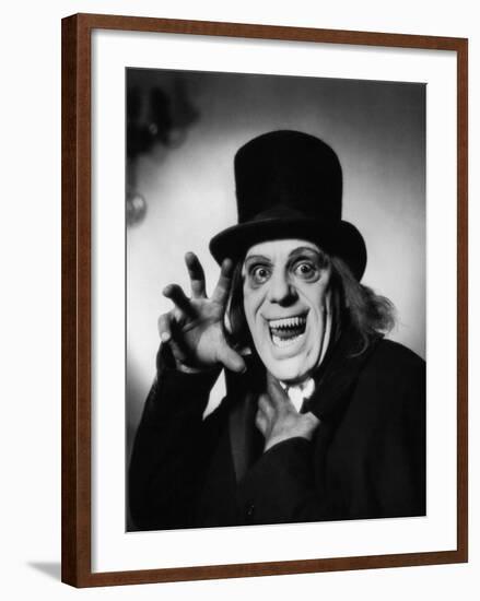 London after Midnight, 1927-null-Framed Photographic Print