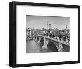 London Bridge, City of London, 1911-Pictorial Agency-Framed Photographic Print